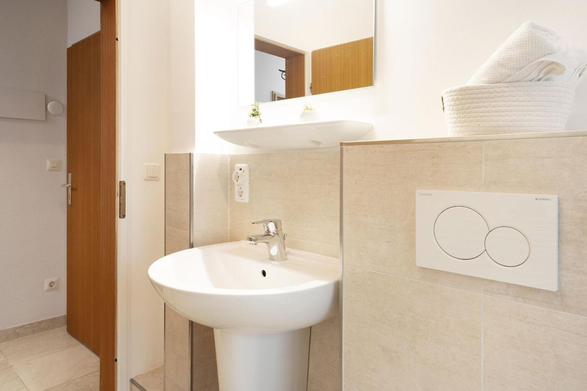 Mittelweg 6 Wohnung 3 เกรอมิทซ์ ภายนอก รูปภาพ